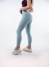 Load image into Gallery viewer, Seafoam Wander Pocket Yoga Pants