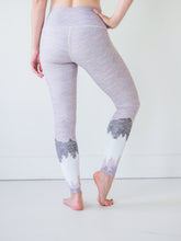 Load image into Gallery viewer, Blush Mountain Summit Yoga Pants