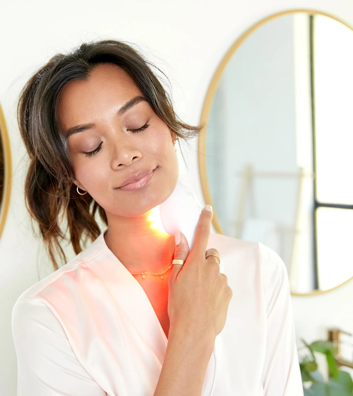 LightStim Anti-Aging Device