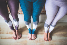 Load image into Gallery viewer, Blush Mountain Summit Yoga Pants
