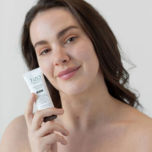 Load image into Gallery viewer, Tizo Tinted Moisturizing Serum: Light
