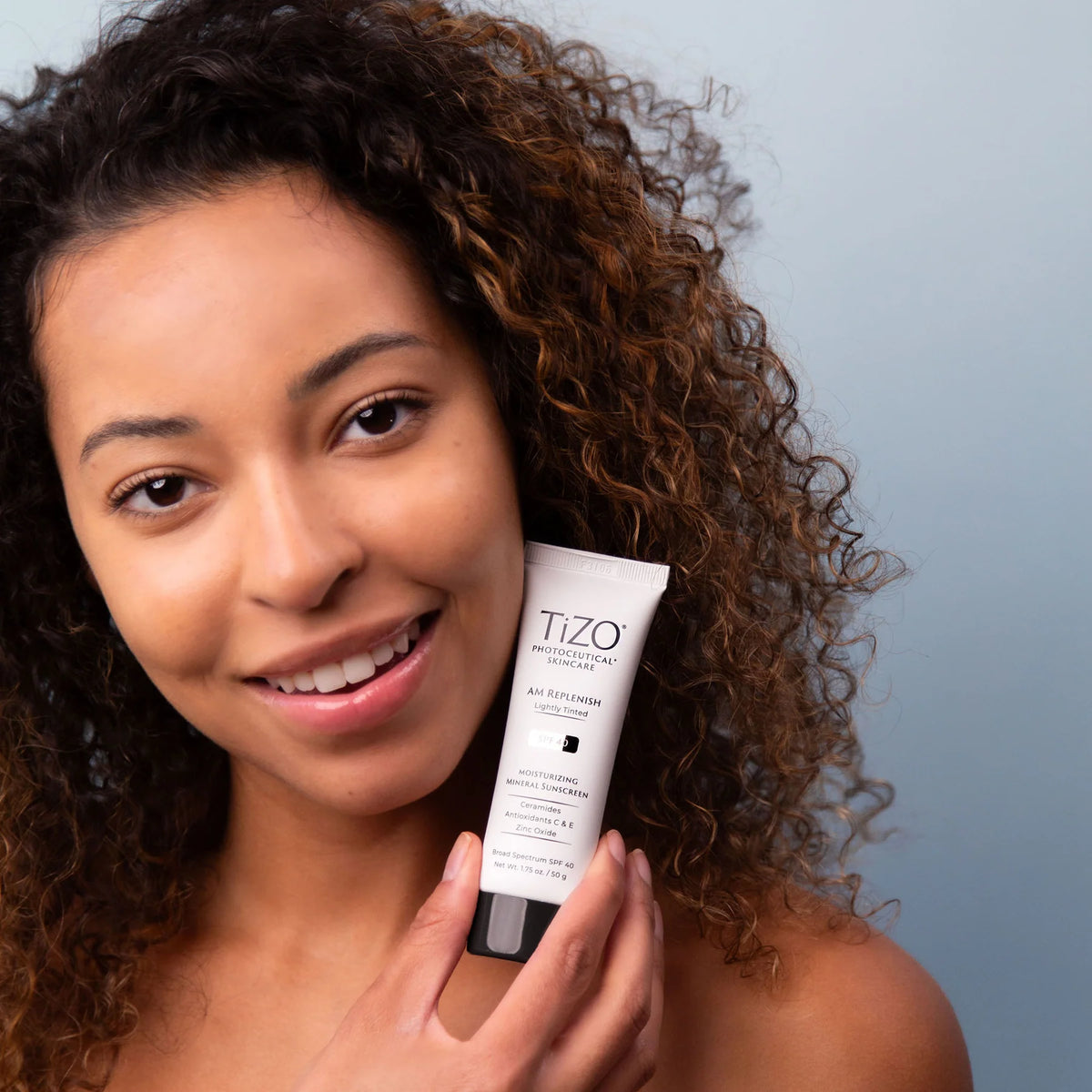 TIZO® AM Replenish Tinted SPF 40